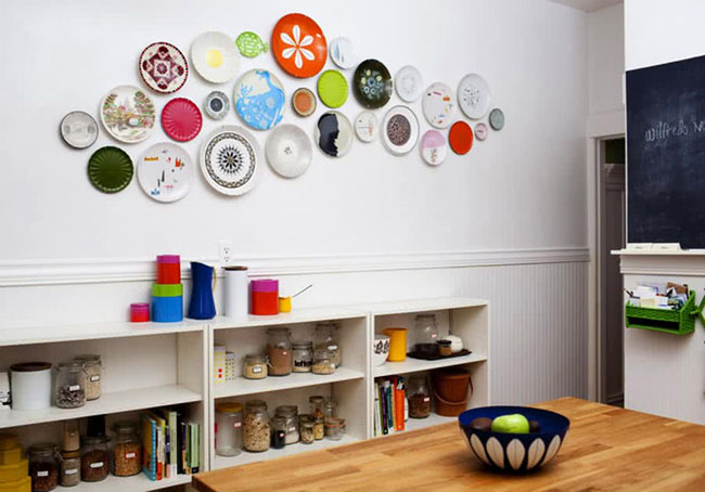 10 способів прикрасити стіни на кухні + 40 фото